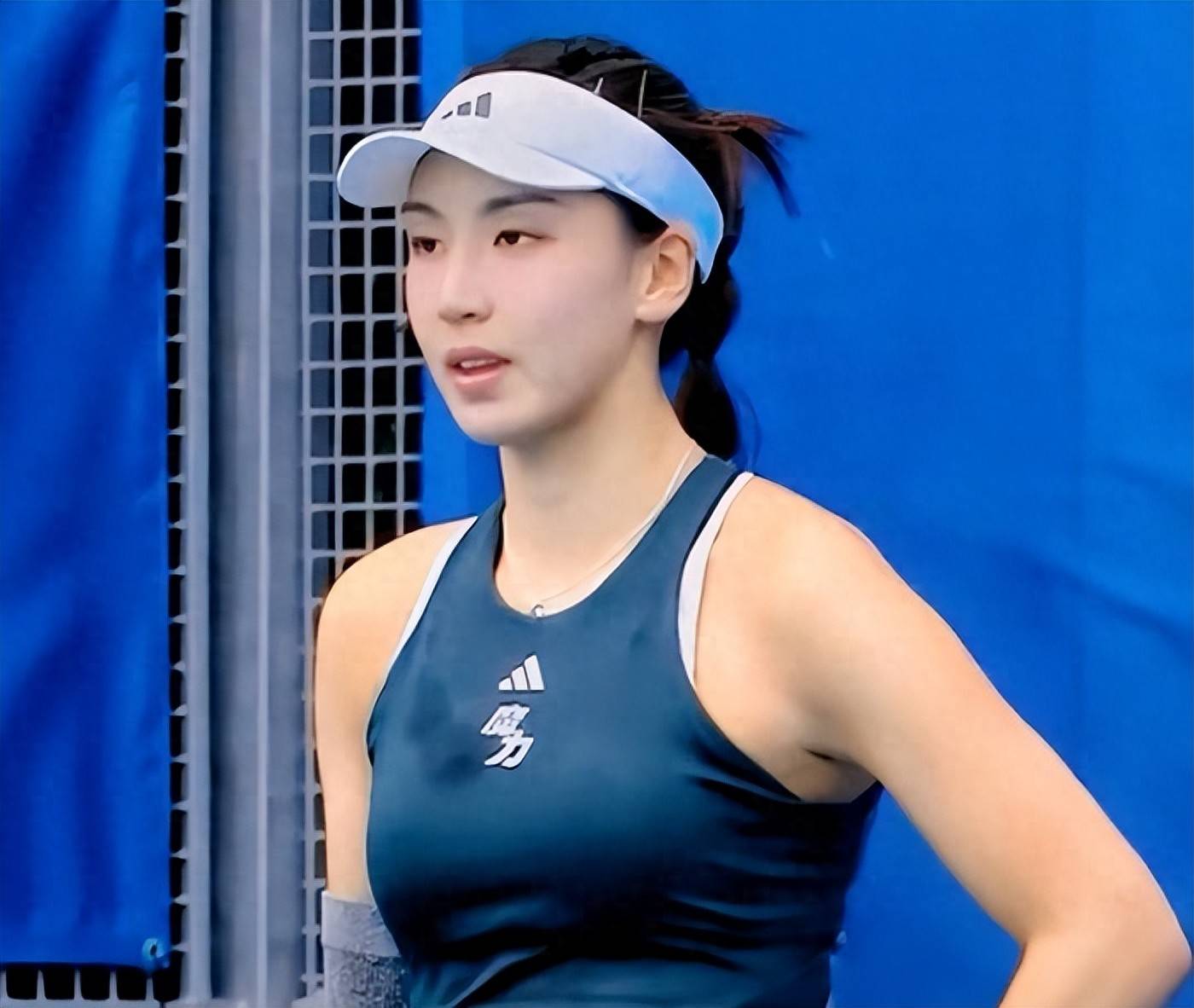 身体逐渐逼 身体逐渐逼